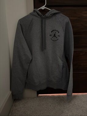 Jordan Men's Gray Pullover Hoodie with Small Logo
